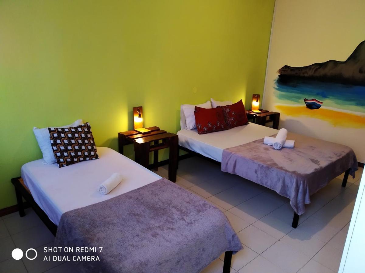 Praiadise Hostel Vila Nova 外观 照片