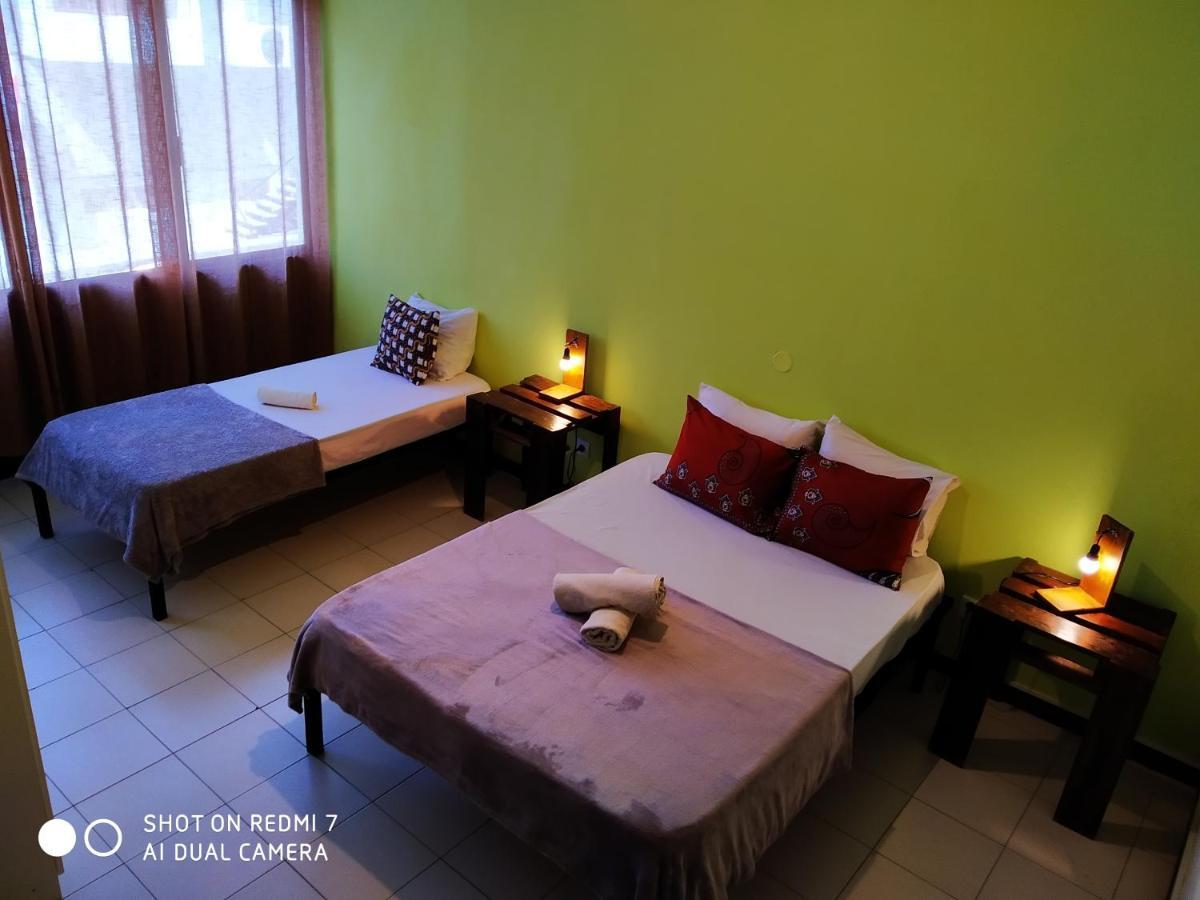 Praiadise Hostel Vila Nova 外观 照片